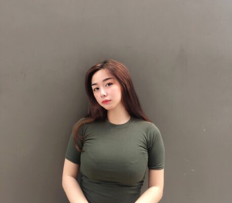 MMlive - Trần Minh Thiên Di sexy vòng một căng tràn , quái vật 3 đầu 7 Trần Minh Thiên Di
