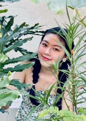 MMlive - Con gái Quyền Linh ngày lớn càng xinh đẹp 2 Lọ lem ngày một xinh