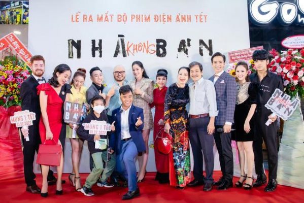 MMlive - Nam Em khoe dáng với trang phục kín đáo nhưng nóng bỏng 6 MMlive chia sẻ nội dung phim nhà không bán mà Nam Em tham gia