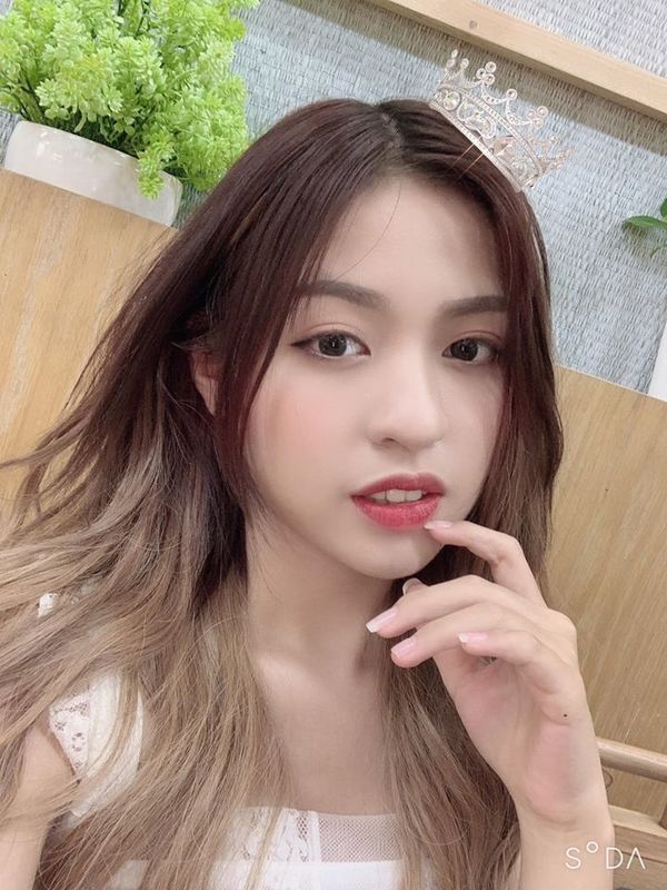 Hot tiktoker Trần Thanh Tâm có đẹp như lời đồn? Đón xem nhé! 2 Hình ảnh Trần Thanh Tâm