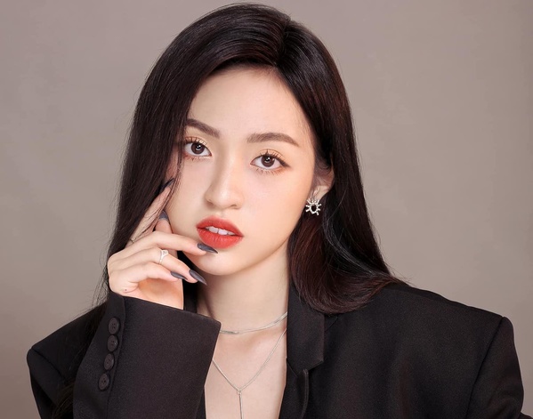 Hot tiktoker Trần Thanh Tâm có đẹp như lời đồn? Đón xem nhé! 1 hot tiktoker Trần Thanh Tâm
